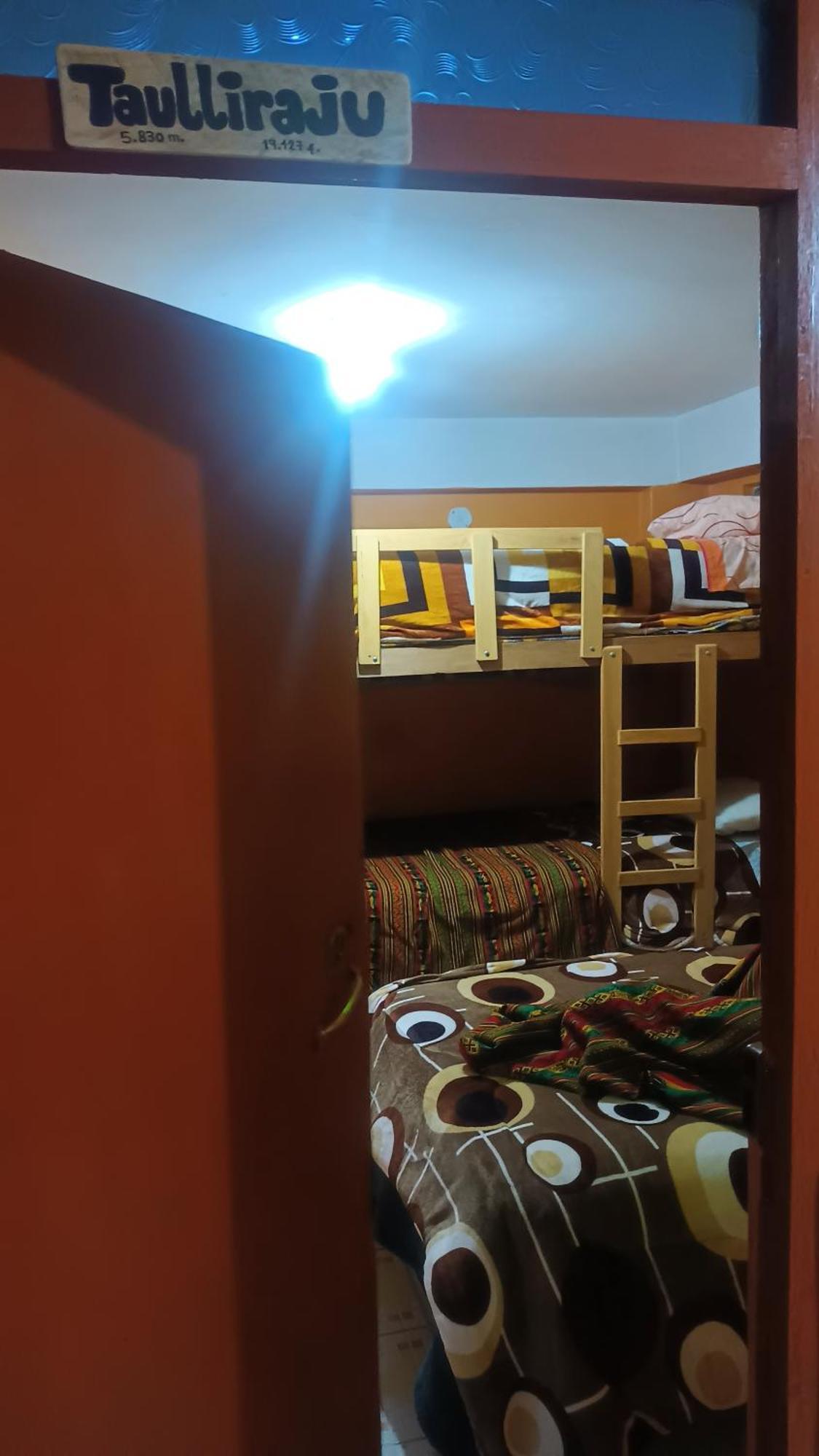 El Amauta De Los Andes Lodging Erik House Huaraz  Exterior photo